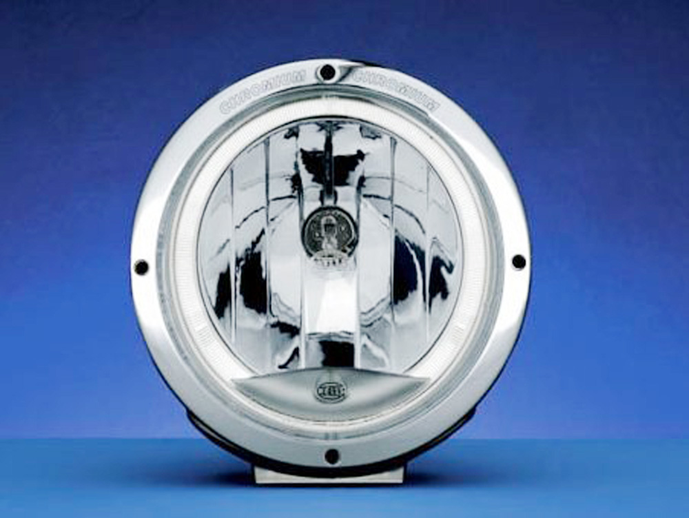 https://www.zfe-gmbh.de/hsschoch/wp-content/uploads/sites/6/2015/03/Hella-Luminator-Chromium-Celis-LED-Fernscheinwerfer.jpg