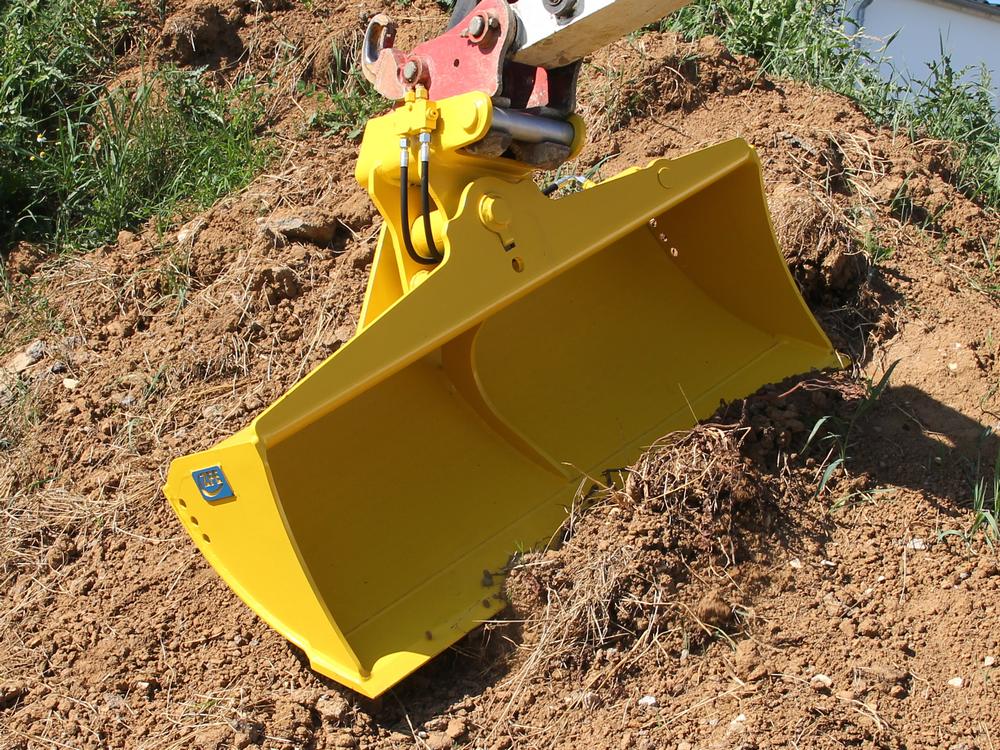 Rigid Trench Clearing Bucket